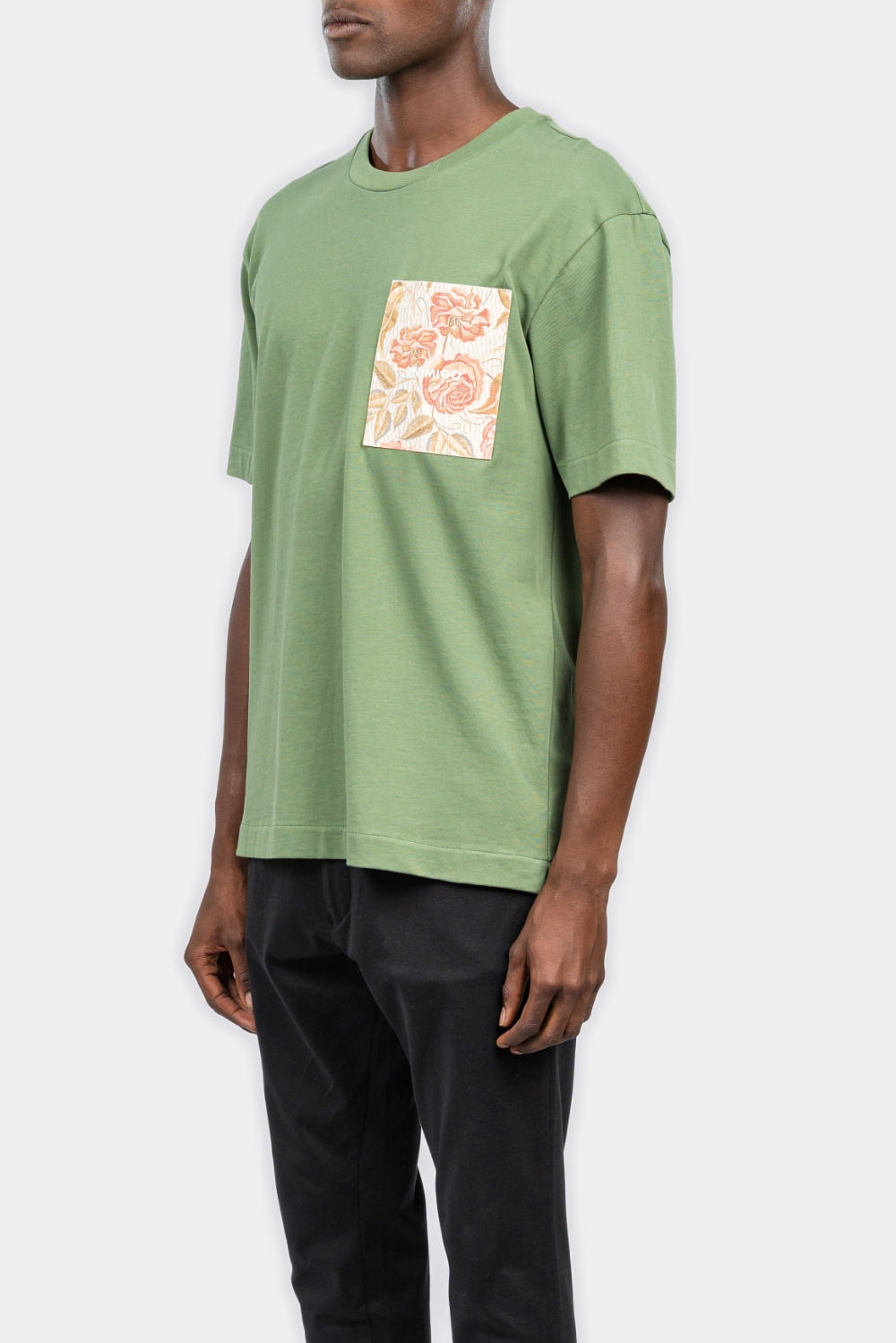 INIMIGO Pocket Flower Monogram Comfort T-shirt
