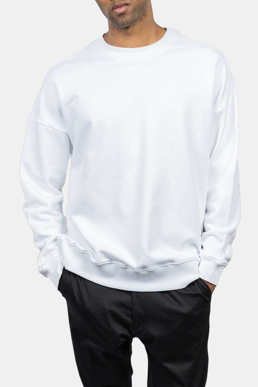 Heart Patch Comfort White Sweatshirt
